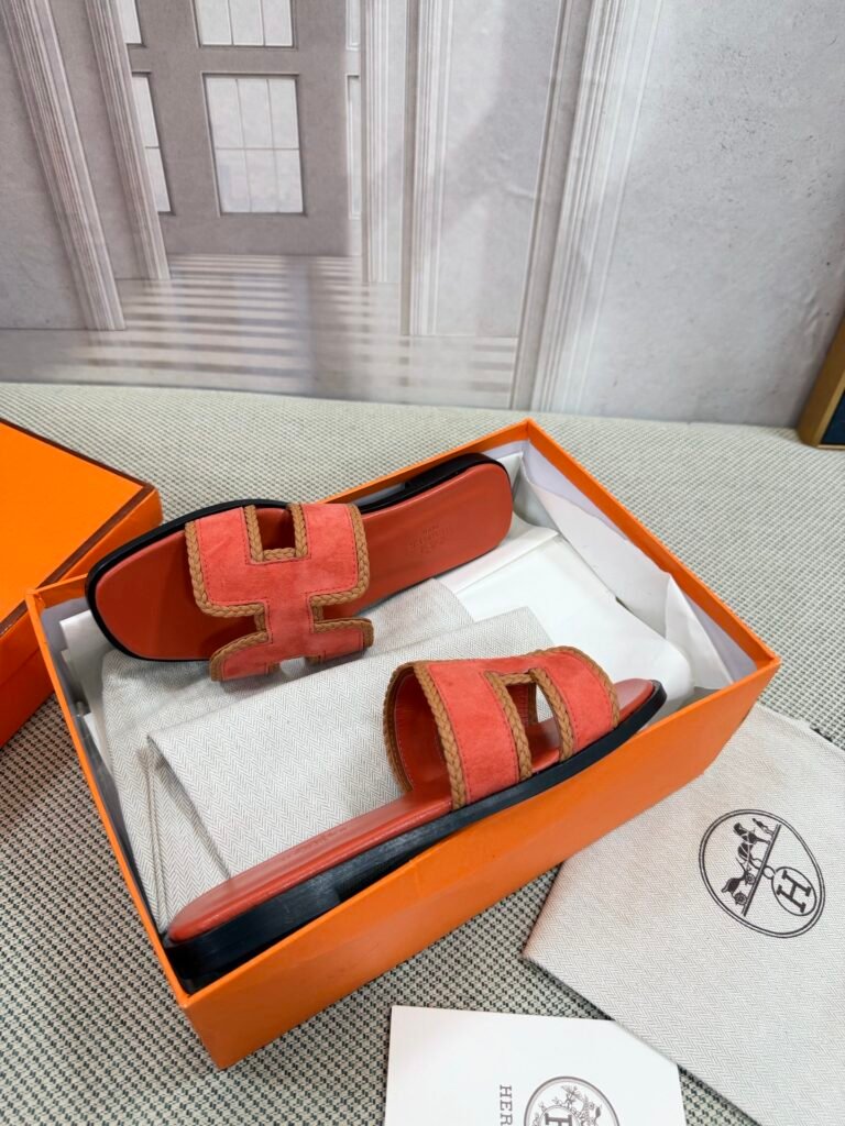 Hermès Unisex Slides detail 7