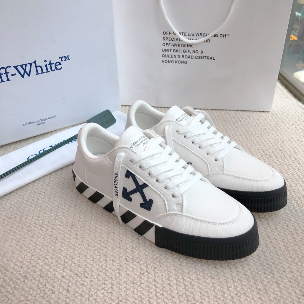 Off-White Unisex Low-Top Sneakers detail image 7