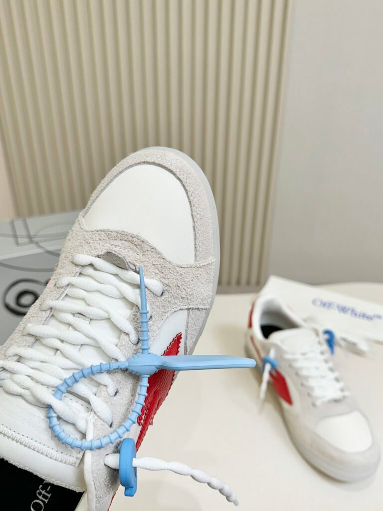 Off-White Unisex Sneakers detail image 7