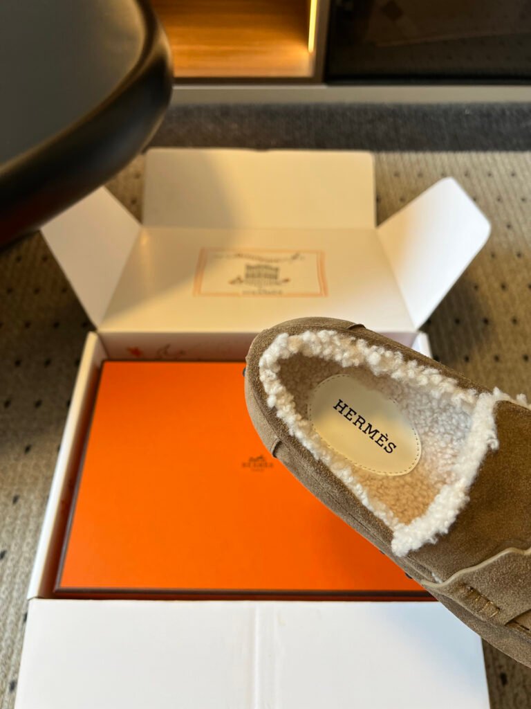 Hermès Unisex Driving Loafers detail 7