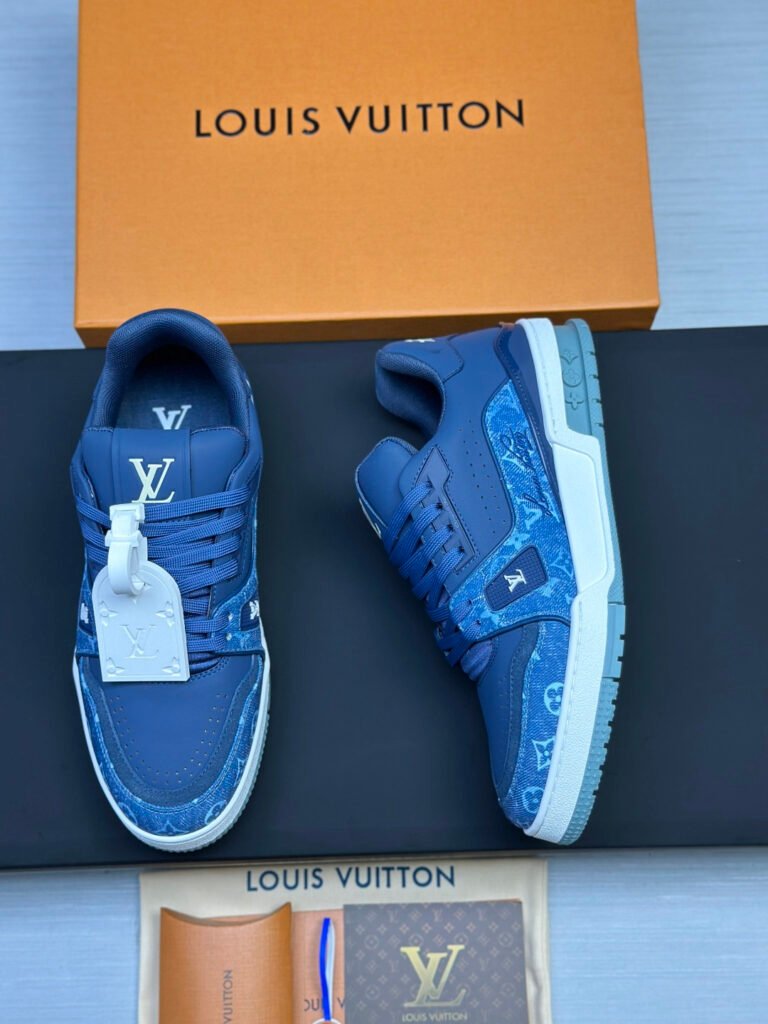 Louis Vuitton Men's Sneakers detail image 7