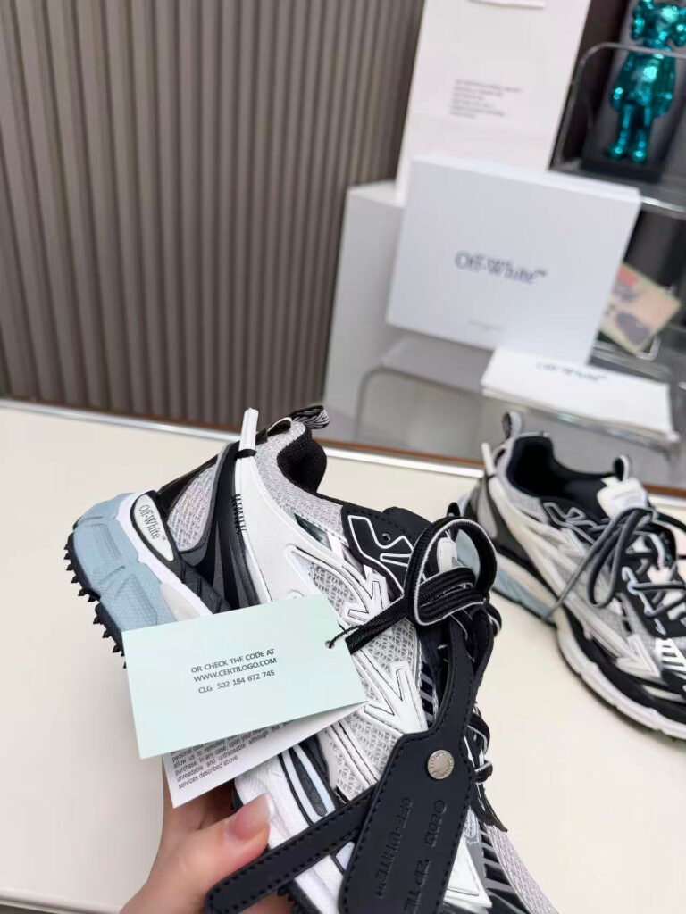 Off-White Unisex Sneakers detail image 7