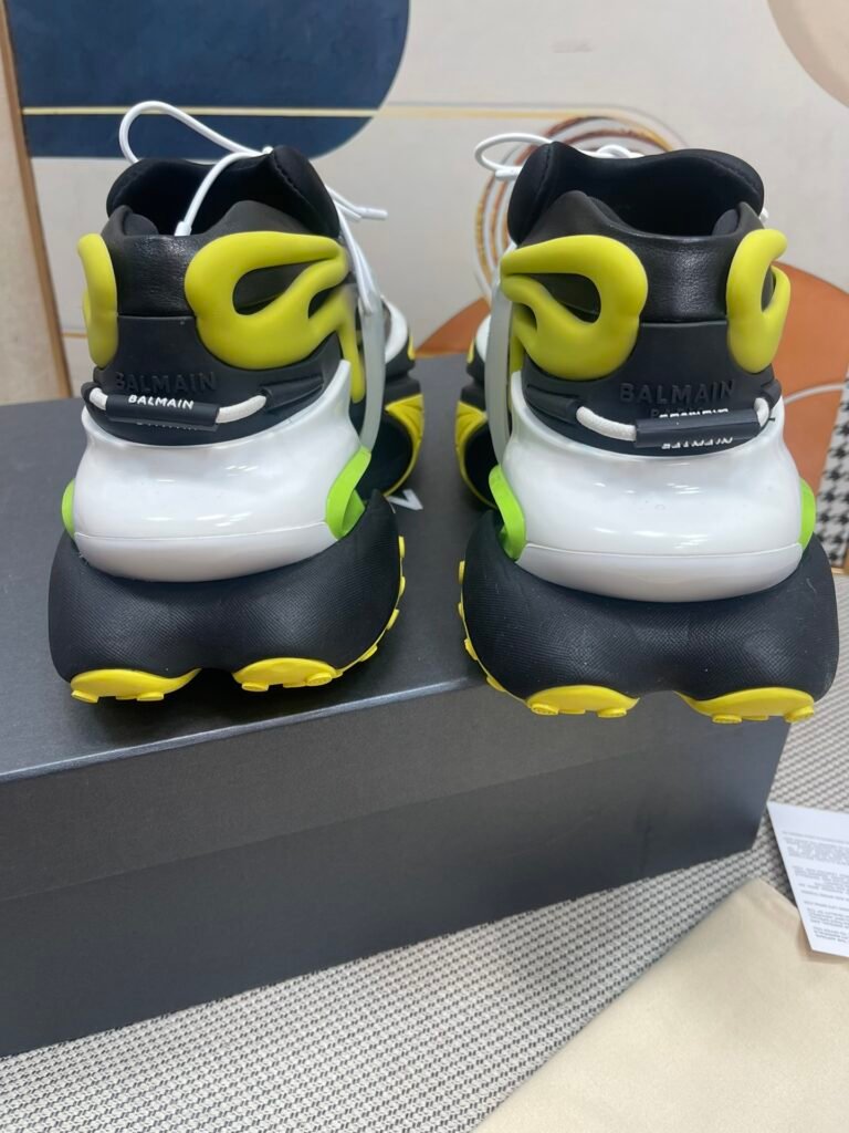 Balmain Unisex Chunky Sneakers detail image 7