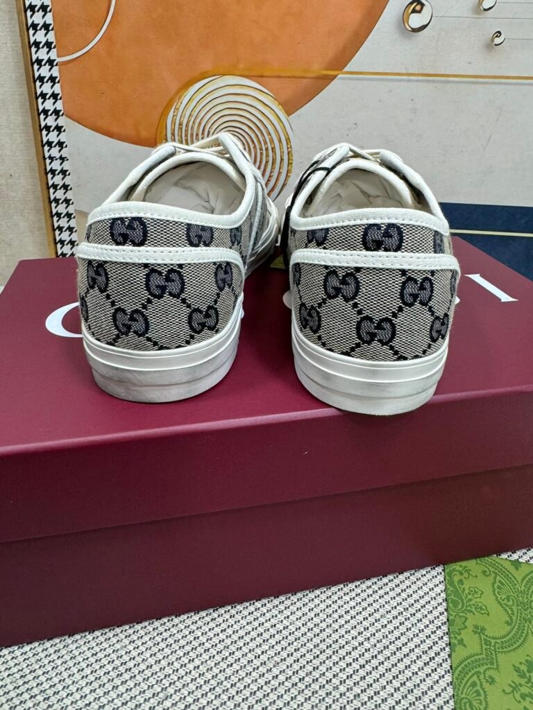 Gucci Unisex Low-Top Sneakers detail 7