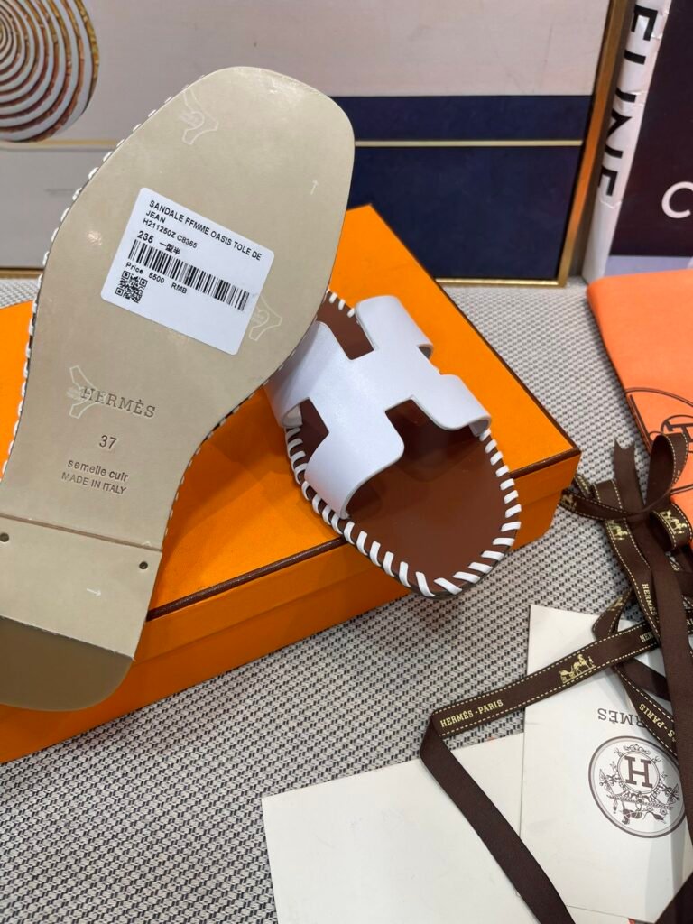 Hermès Unisex Slides detail 7