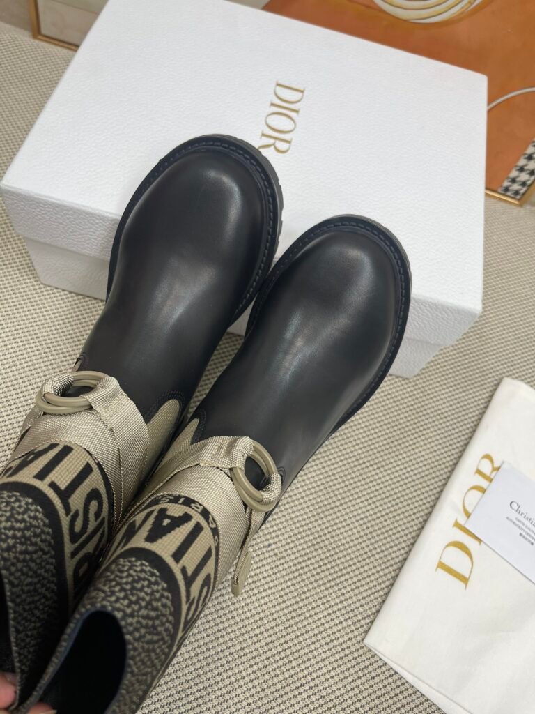 Dior Unisex Boots detail image 7