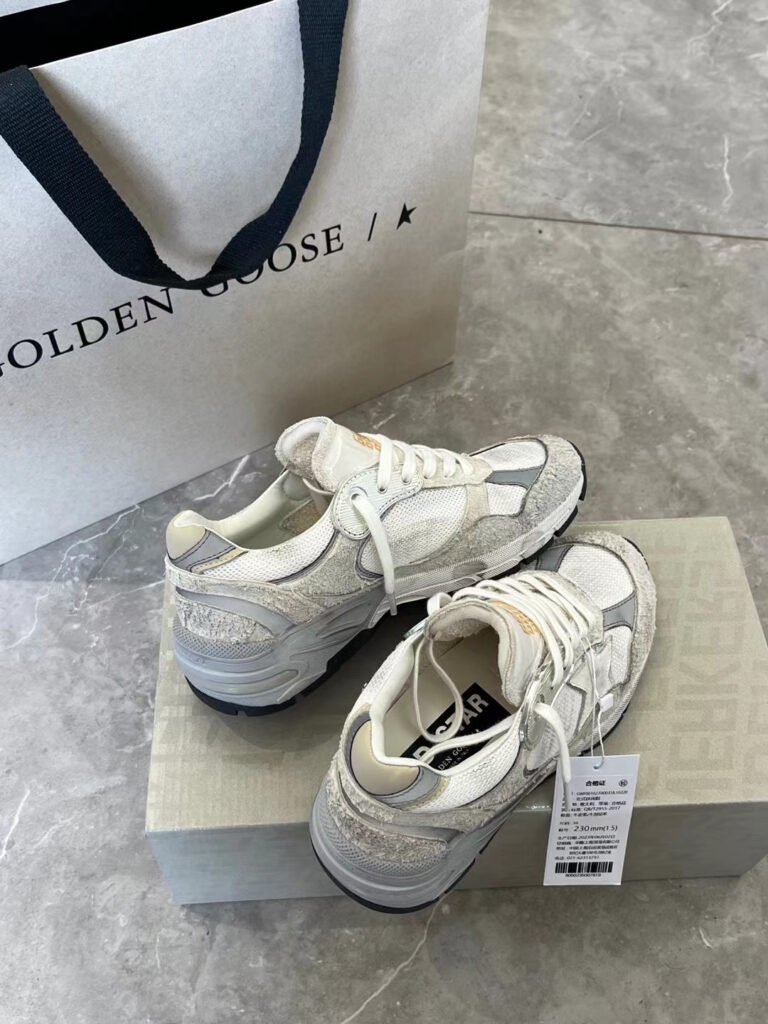 Golden Goose Unisex Athletic Sneakers detail 7