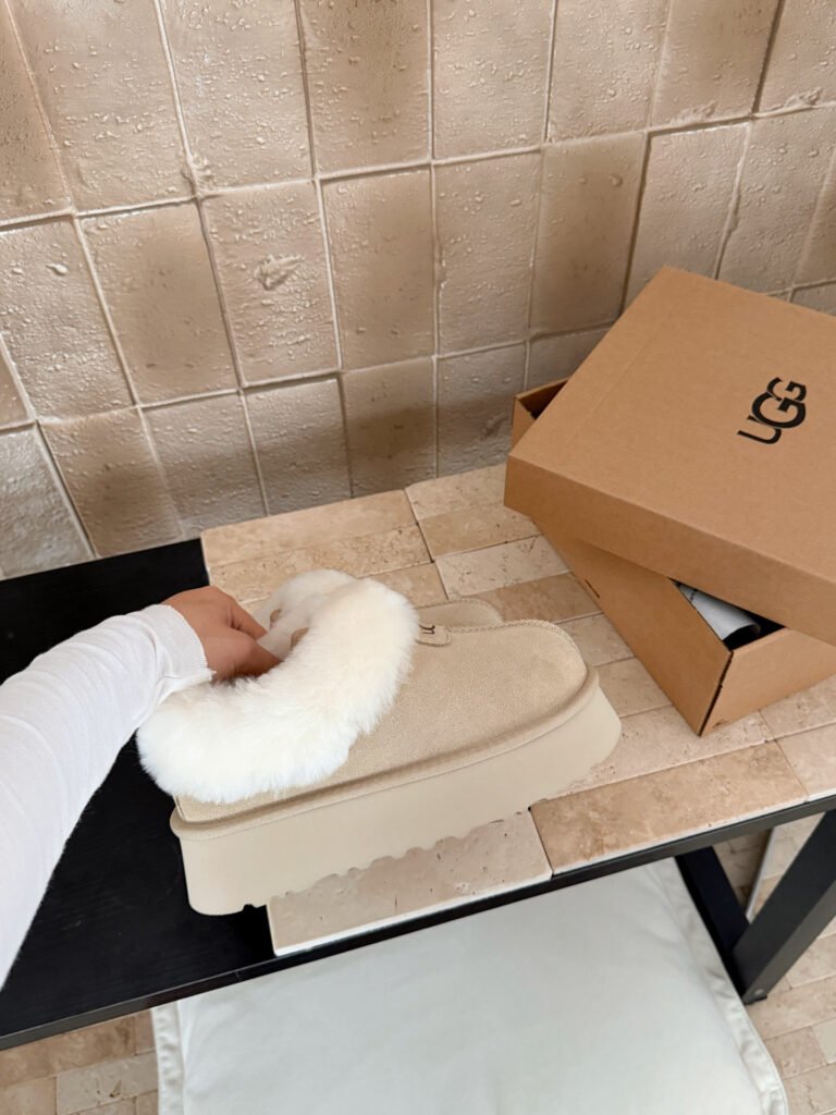 UGG Unisex Platform Sneakers detail 7