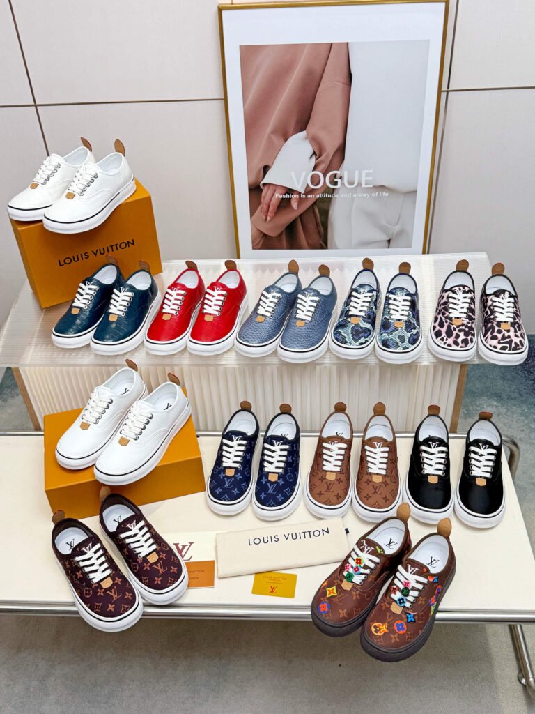 Louis Vuitton Men's Sneakers detail image 7