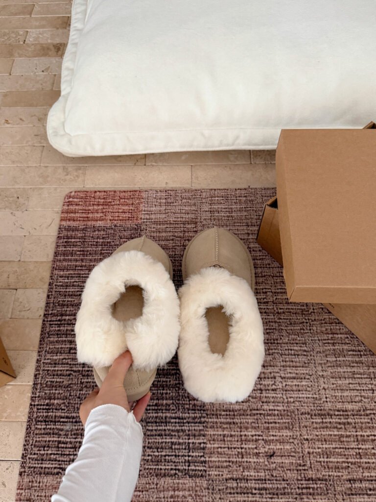 UGG Unisex Platform Sneakers detail image 7