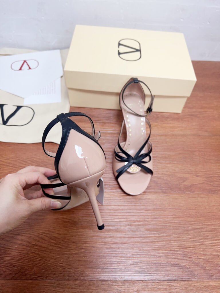 Valentino Garavani Men's High-Heel Pumps detail image 7