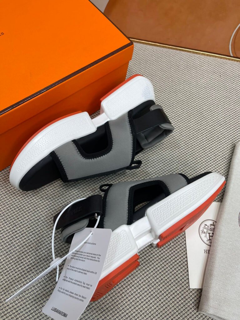 Hermès Unisex Slides detail 7