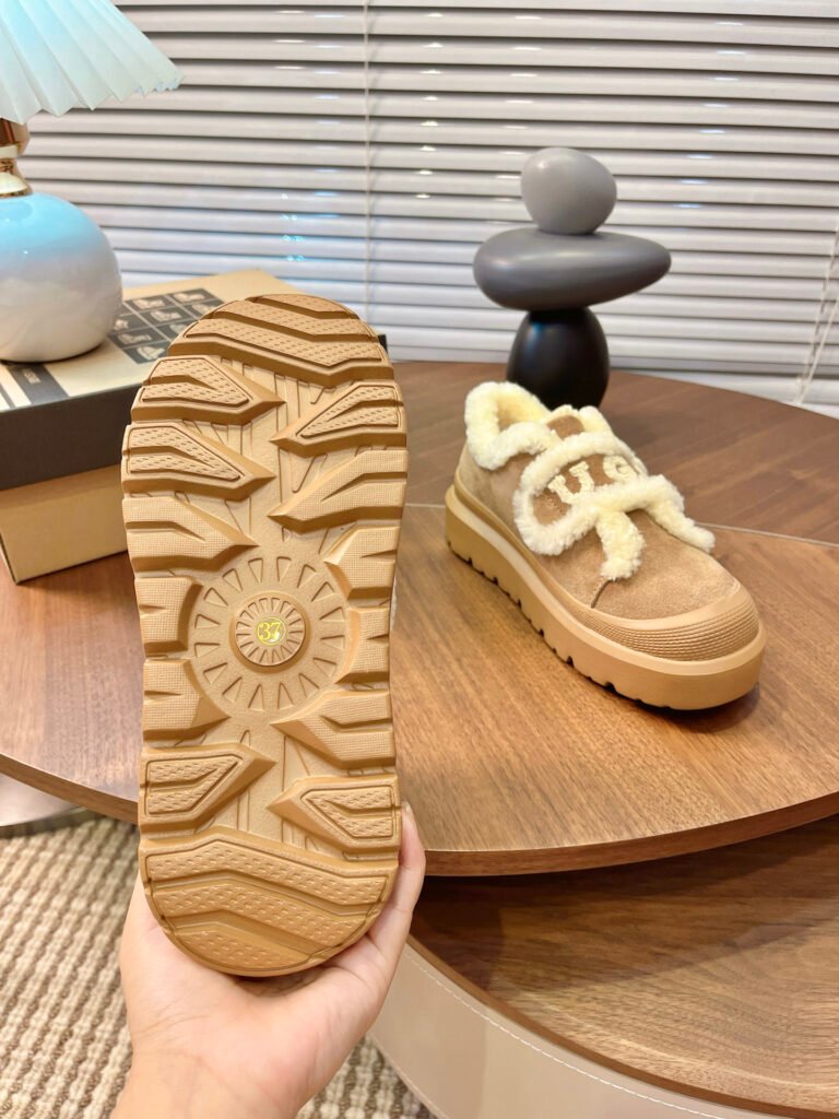UGG Unisex Platform Sneakers detail image 7