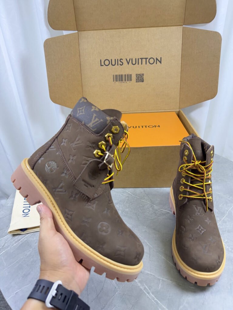 Louis Vuitton Unisex Ankle Boots detail 7