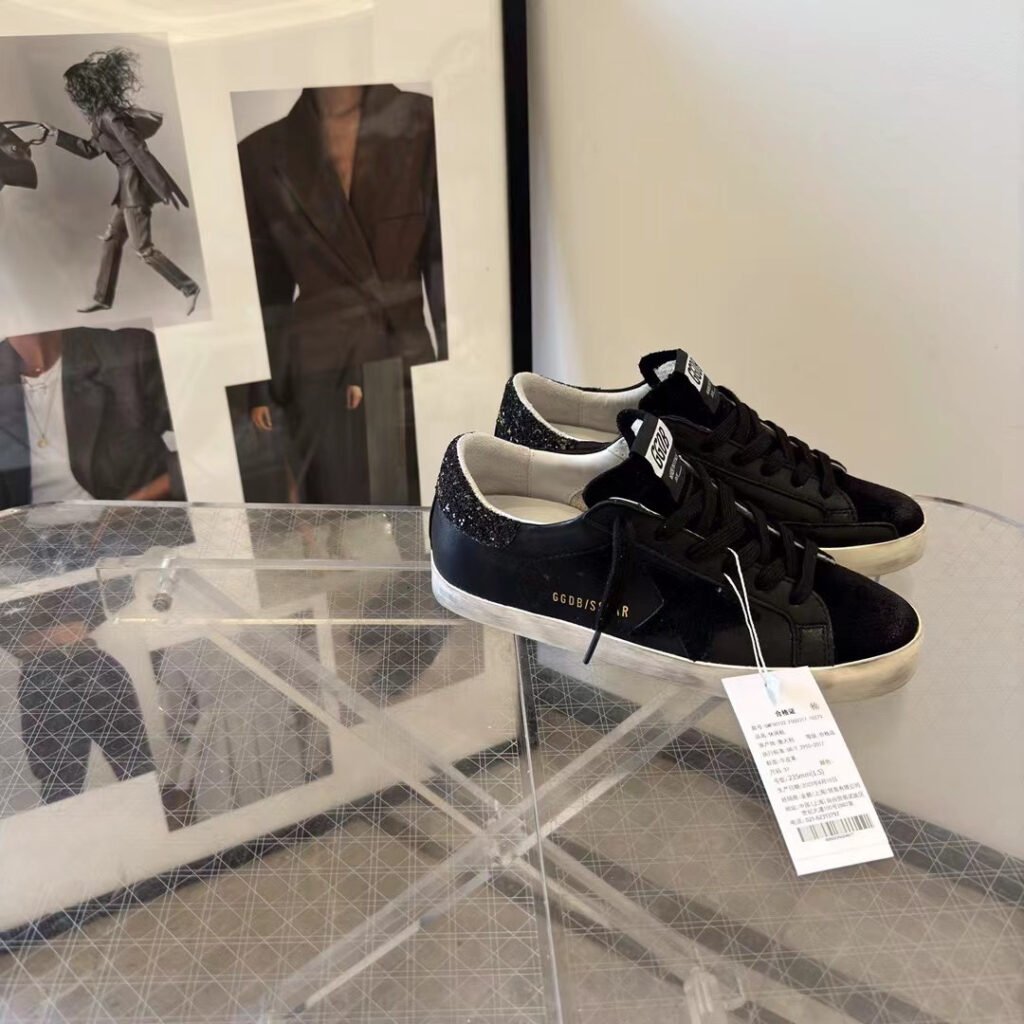 Golden Goose Unisex Distressed Sneakers detail image 7