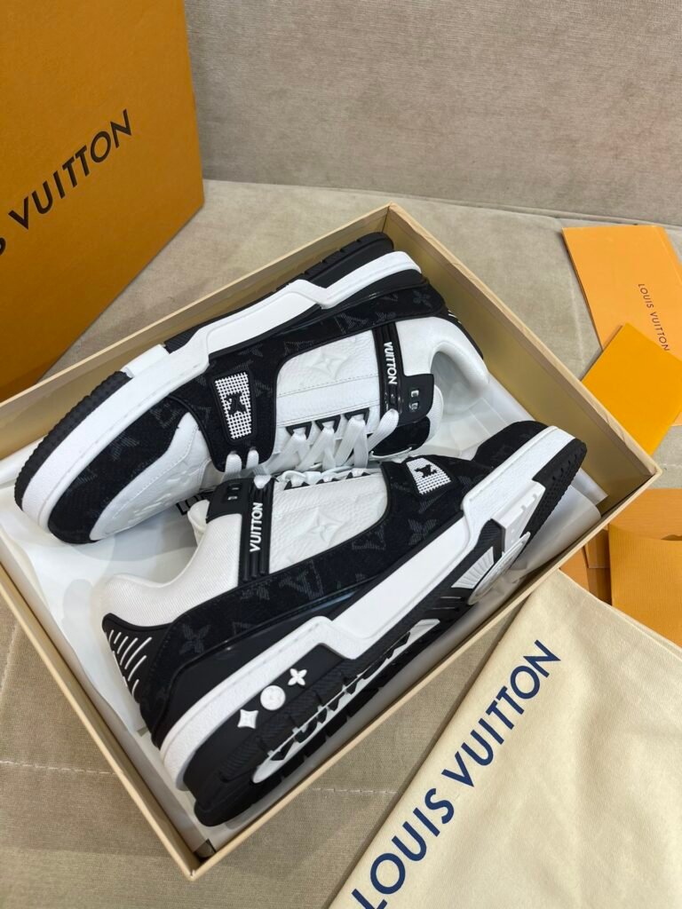 Louis Vuitton Unisex Basketball Sneakers detail 7