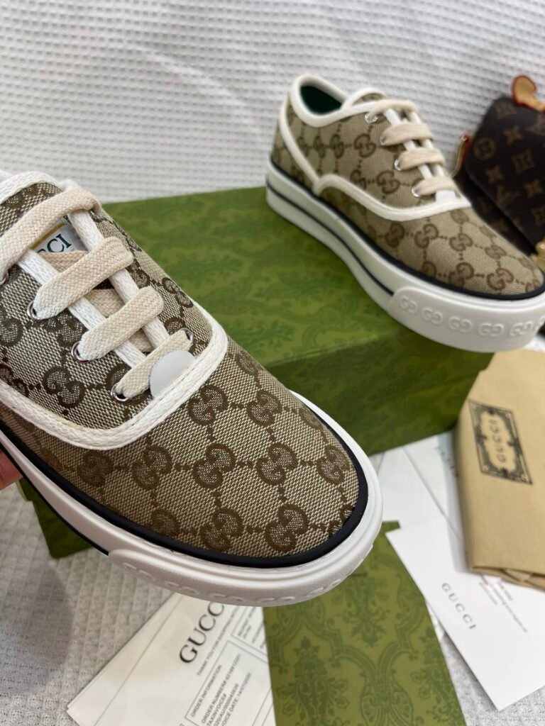 Gucci Unisex High-Top Sneakers detail 7