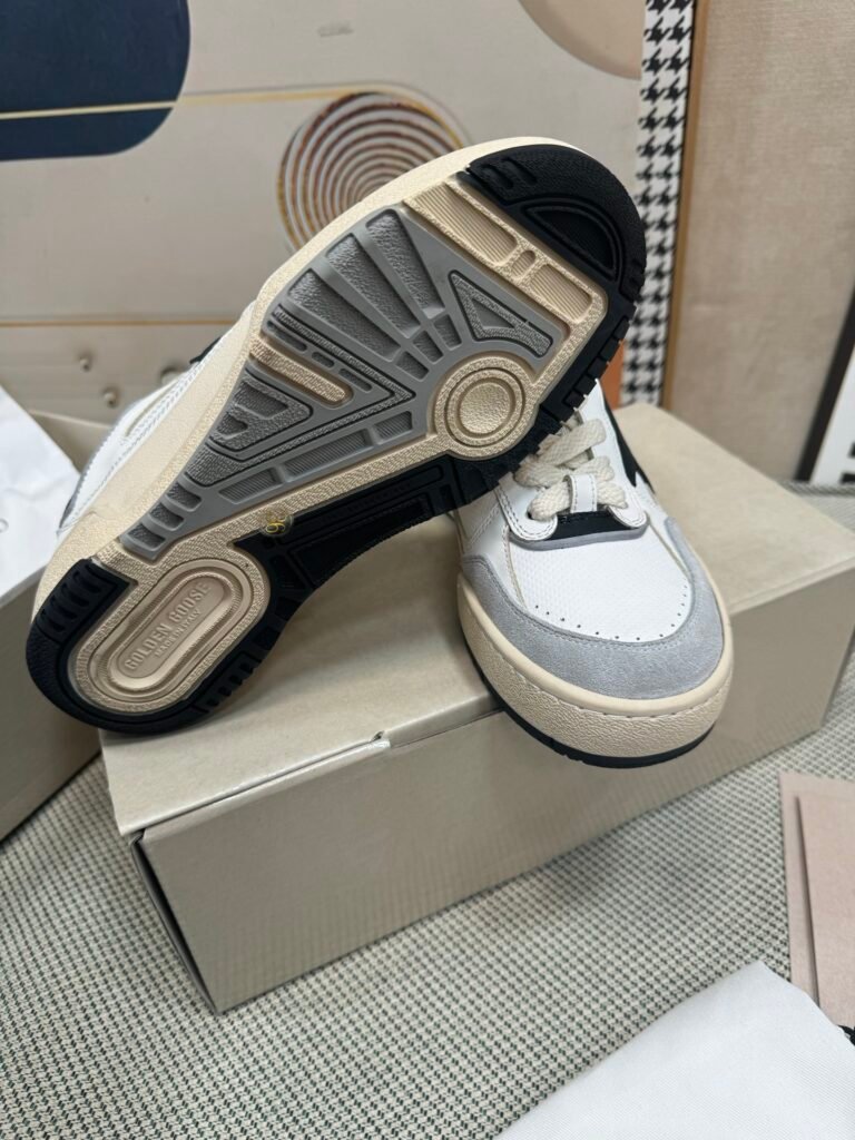 Loewe Unisex Low-Top Sneakers detail image 7