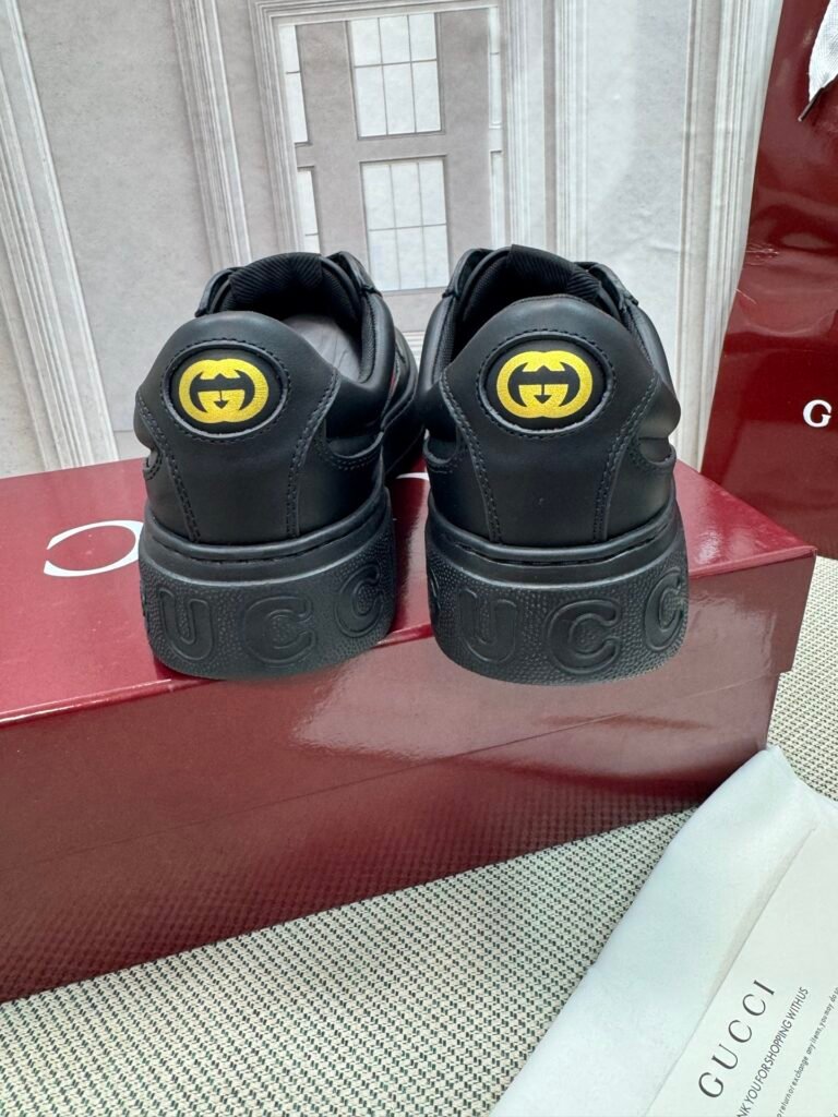 Gucci Unisex Chunky Sneakers detail image 7