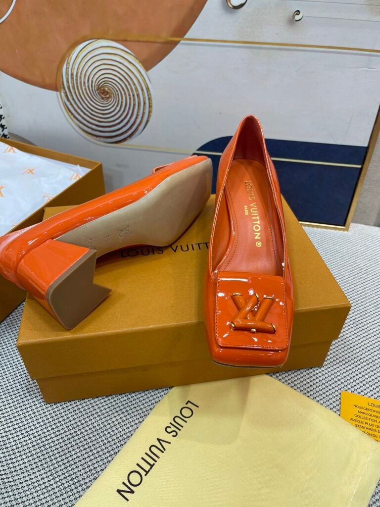 Louis Vuitton Women's High-Heel Pumps detail image 7