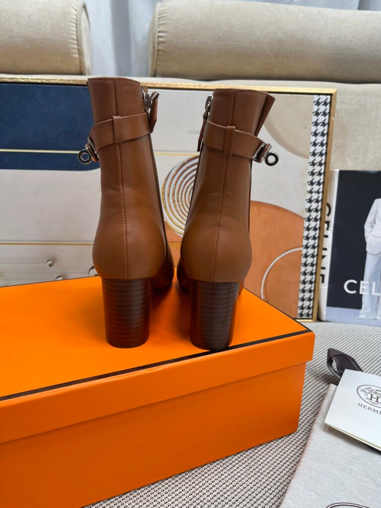 Hermès Unisex Boots detail 7