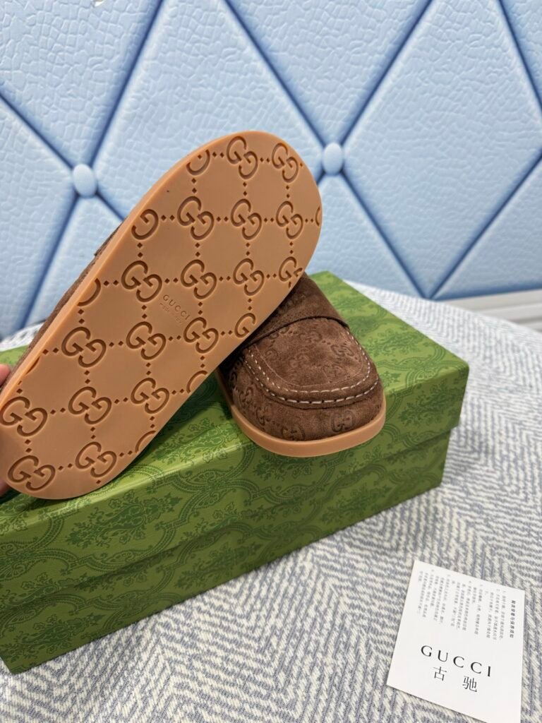 Gucci Unisex Slides detail image 7