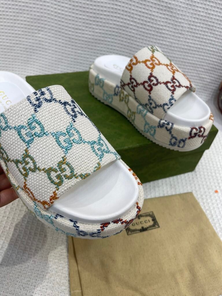 Gucci Women's Slides detail image 7