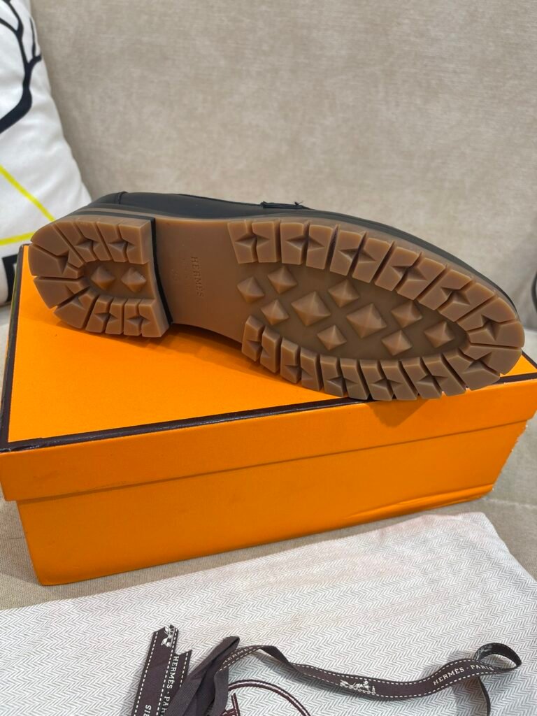Hermès Unisex Loafers detail 7