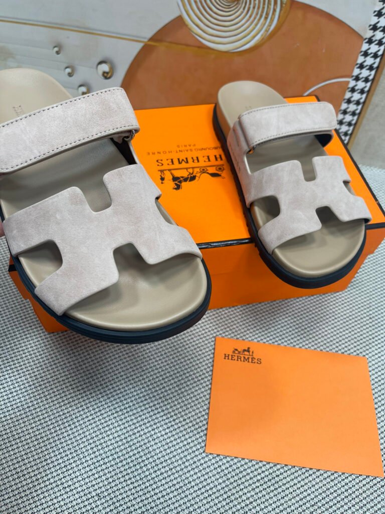 Hermès Unisex Slides detail 7