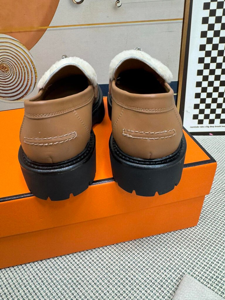 Hermès Unisex Loafers detail 7