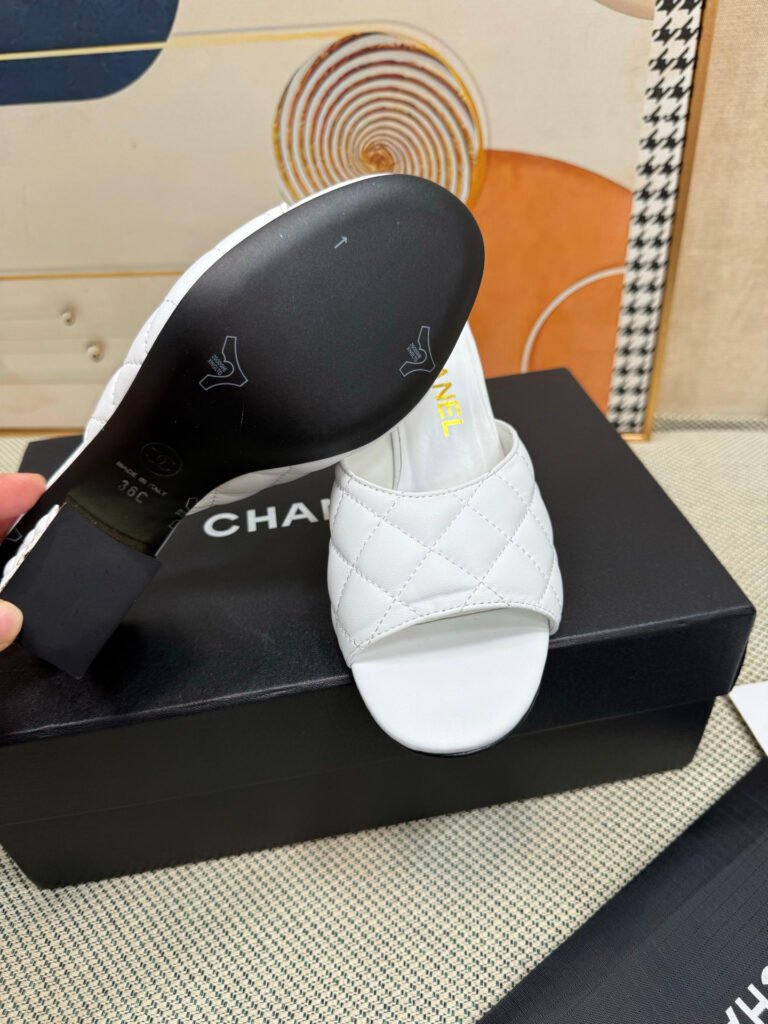 Chanel Women's Slides detail image 7