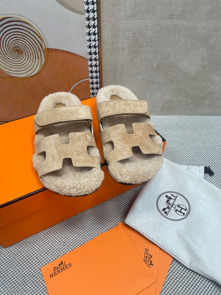 Hermès Unisex Slides detail 7