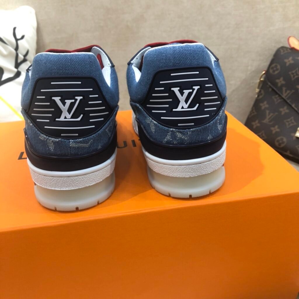 Louis Vuitton Unisex Basketball Sneakers detail 7