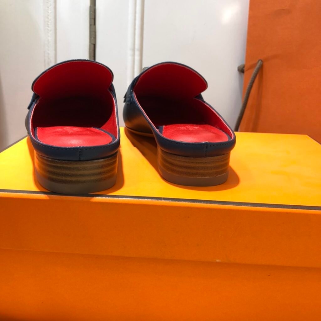 Hermès Unisex Loafers detail 7