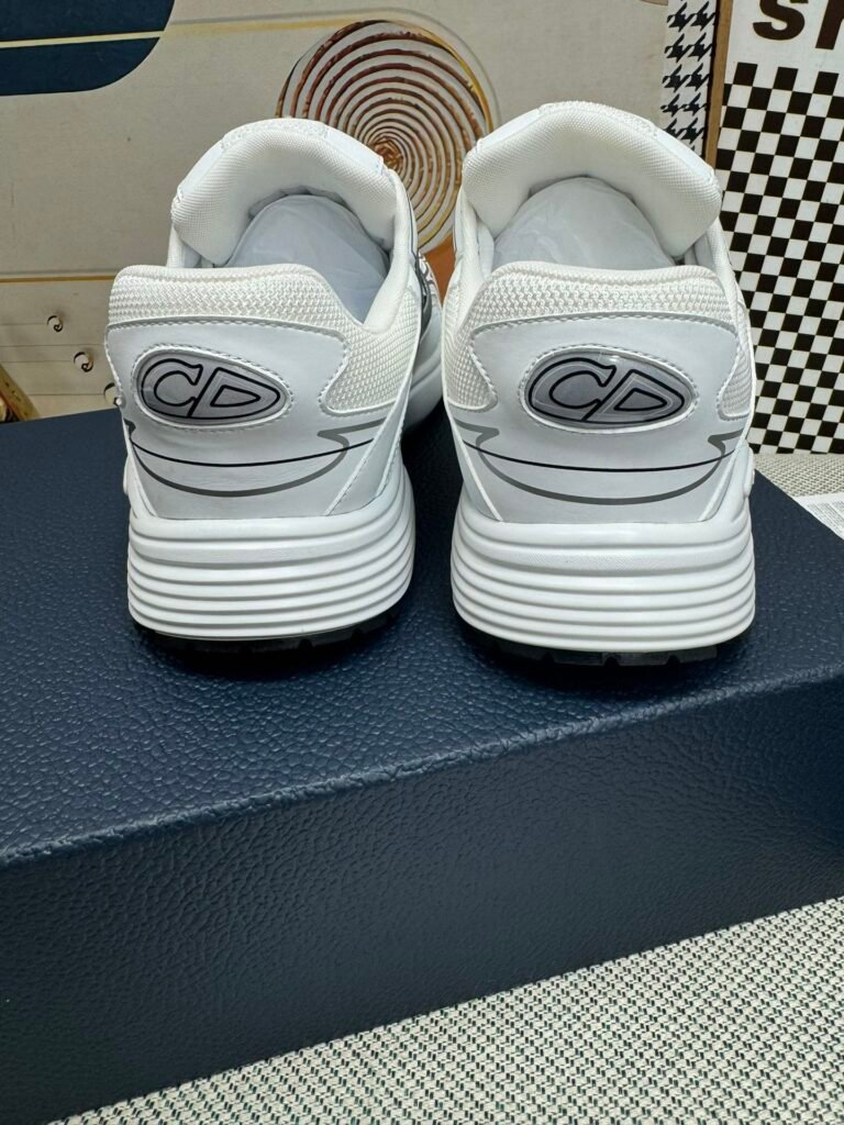 Dior Unisex Chunky Sneakers detail image 7