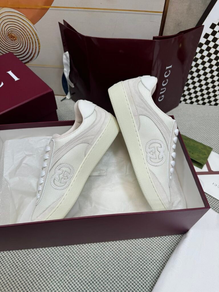 Gucci Unisex Low-Top Sneakers detail image 7