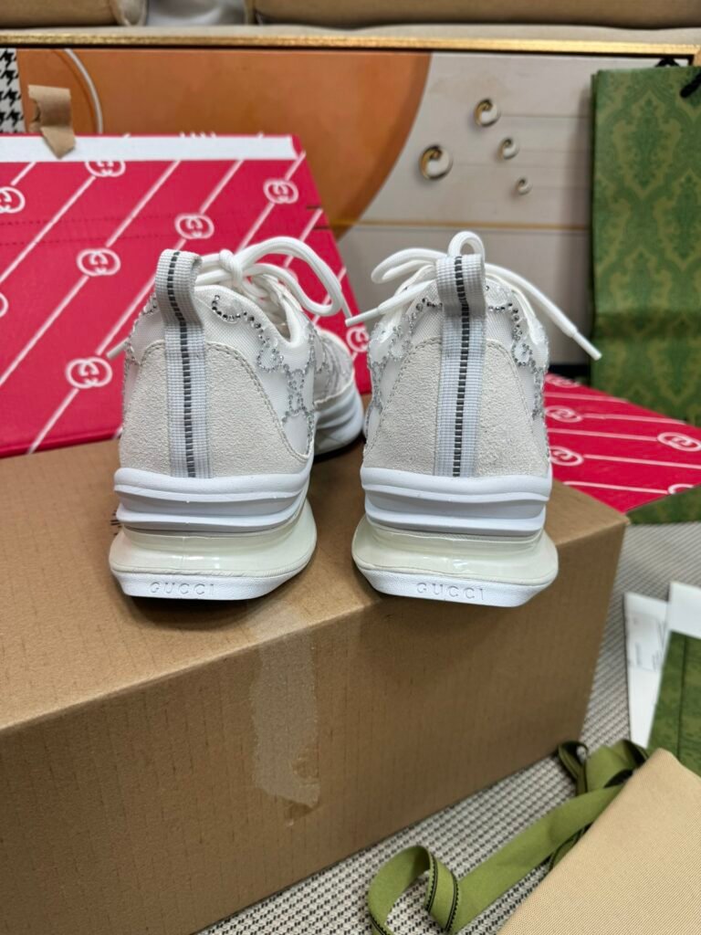 Gucci Unisex Chunky Sneakers detail image 7