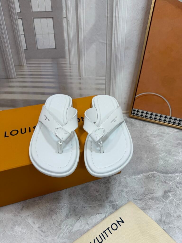 Louis Vuitton Men's Slides detail image 7