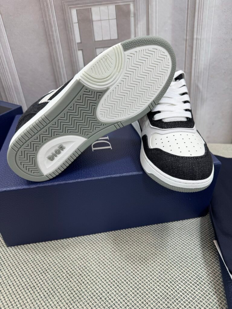 Dior Unisex Low-Top Sneakers detail image 7