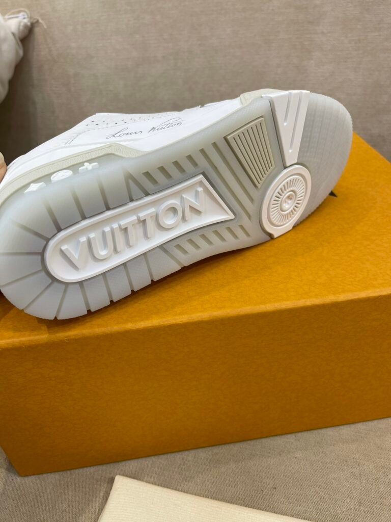 Louis Vuitton Men's Basketball Sneakers detail image 7