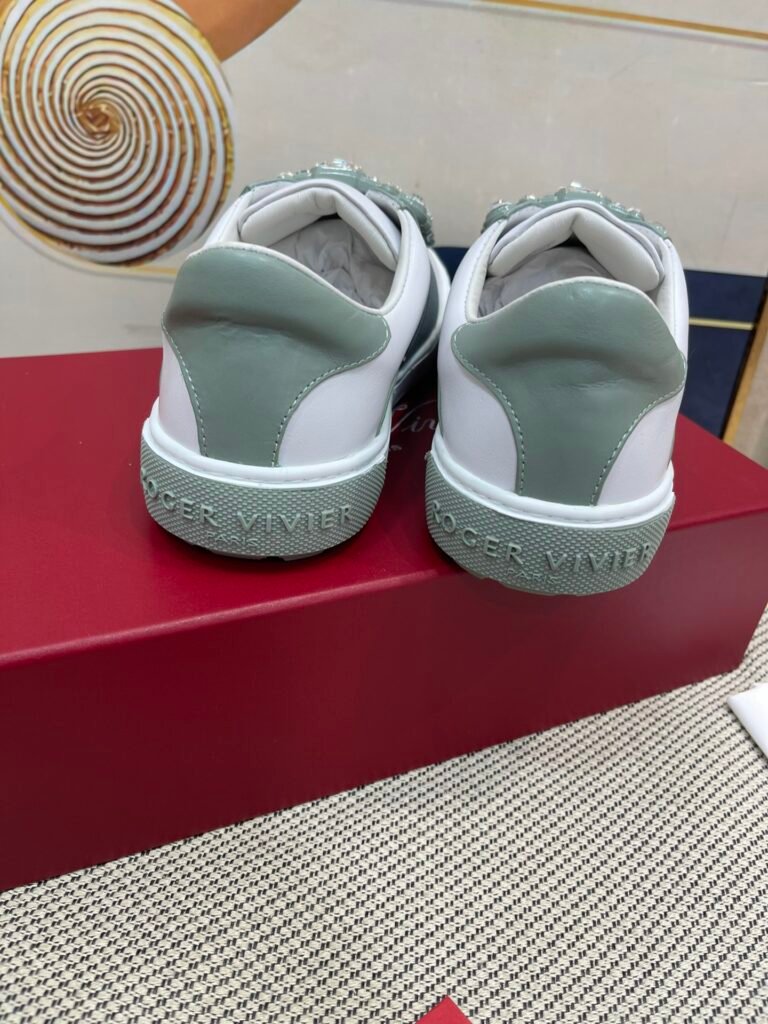 Roger Vivier Unisex White Low-Top Sneakers detail image 7