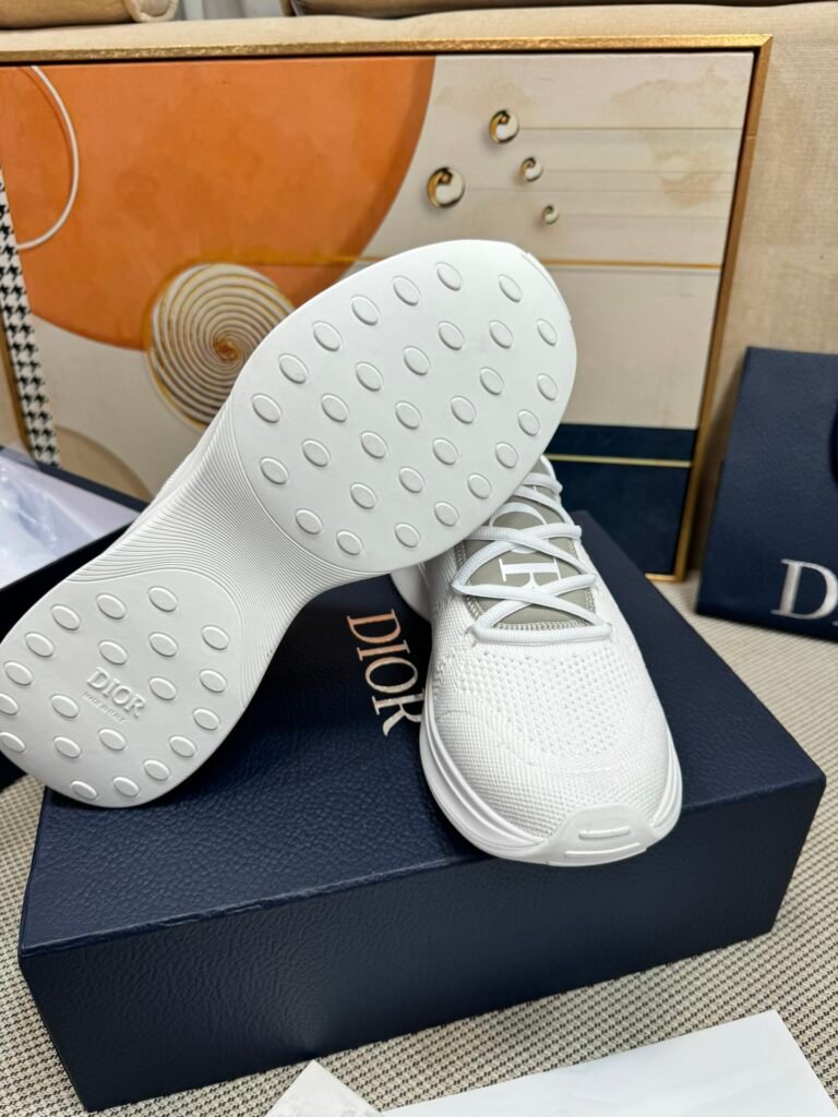 Dior Unisex Chunky Sneakers detail image 7