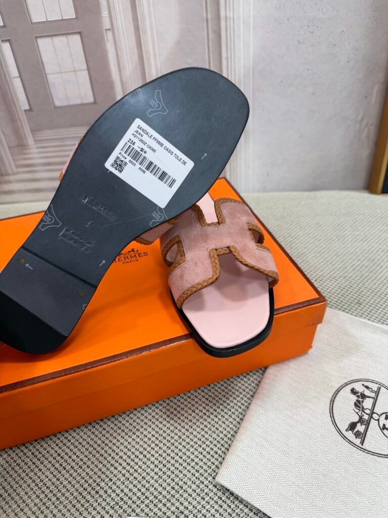 Hermès Unisex Slides detail 7