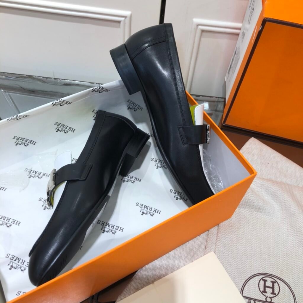 Hermès Unisex Loafers detail 7