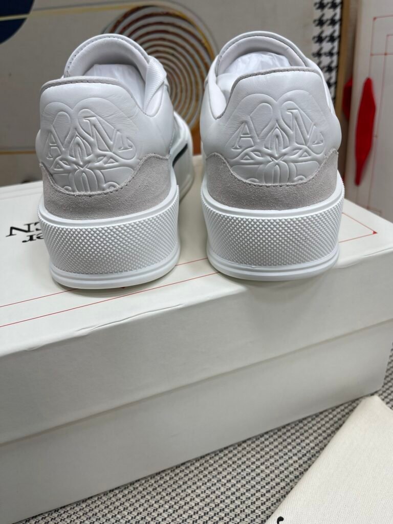 Alexander McQueen Unisex Platform Sneakers detail image 7