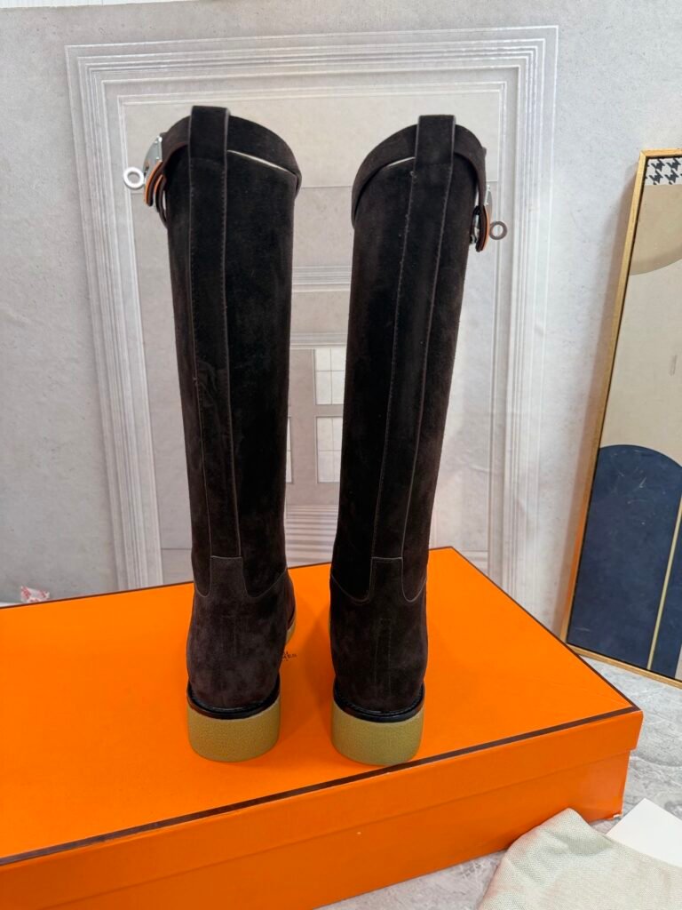 Hermès Unisex Boots detail 7