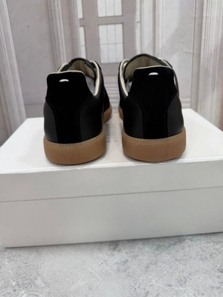 MM6 Maison Margiela Unisex Sneakers detail image 7