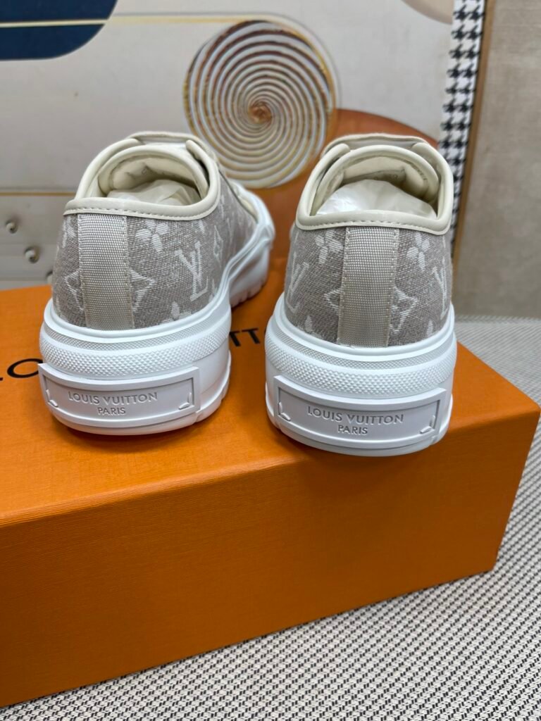 Louis Vuitton Women's Sculpted-Sole Sneakers detail image 7