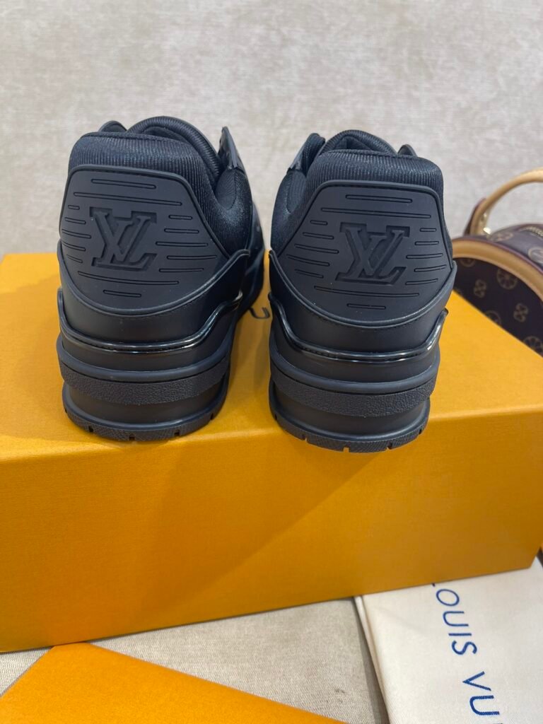 Louis Vuitton Unisex Basketball Sneakers detail 7