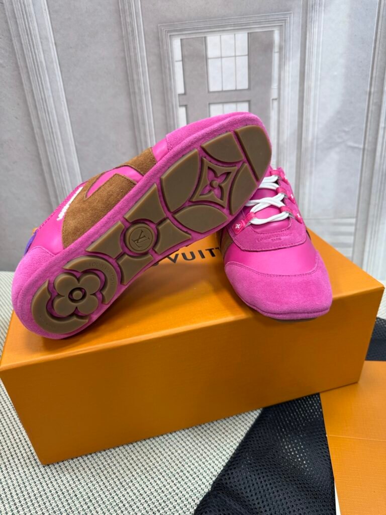 Louis Vuitton Unisex Driving Loafers detail 7